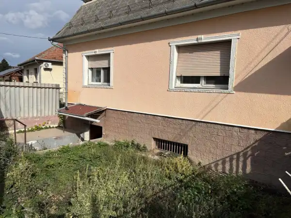 Eladó családi ház, Úri 3 szoba 121 m² 54.9 M Ft