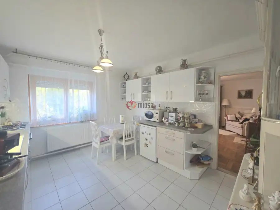 eladó családi ház, Zalaegerszeg