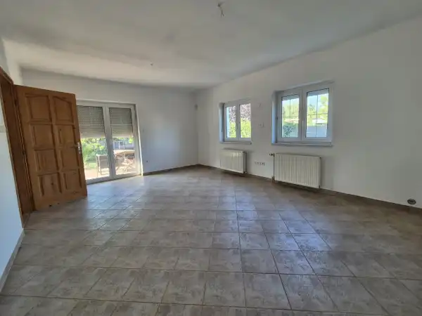 Eladó családi ház, Zamárdi 2+4 szoba 176 m² 259.99 M Ft