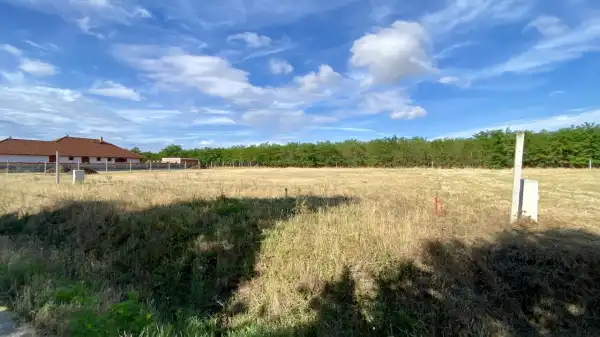 Eladó Építési telek, Nagytarcsa 808 m² 38.9 M Ft
