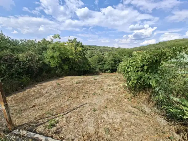 Eladó Építési telek, Vác 320 m² 15 M Ft