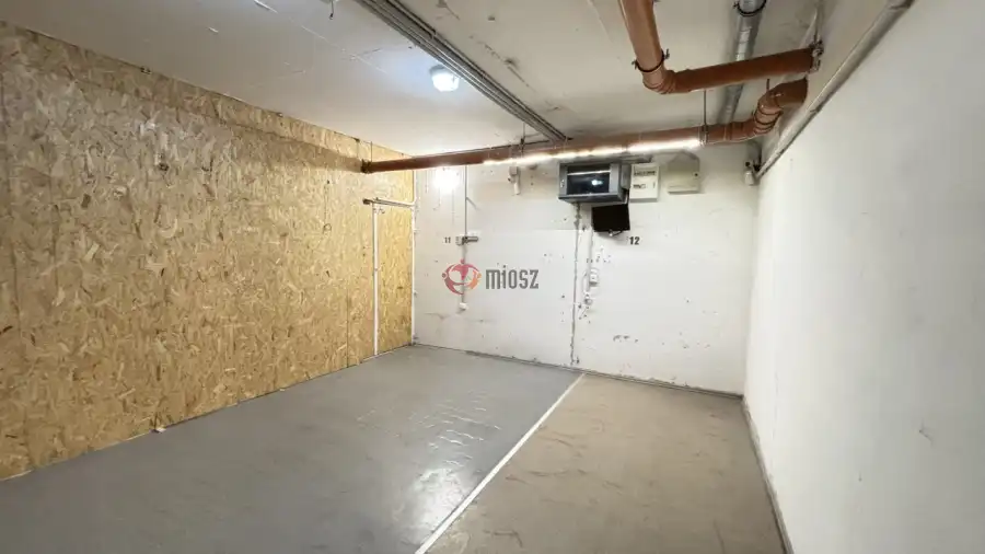 eladó garázs, Budapest, IV. kerület