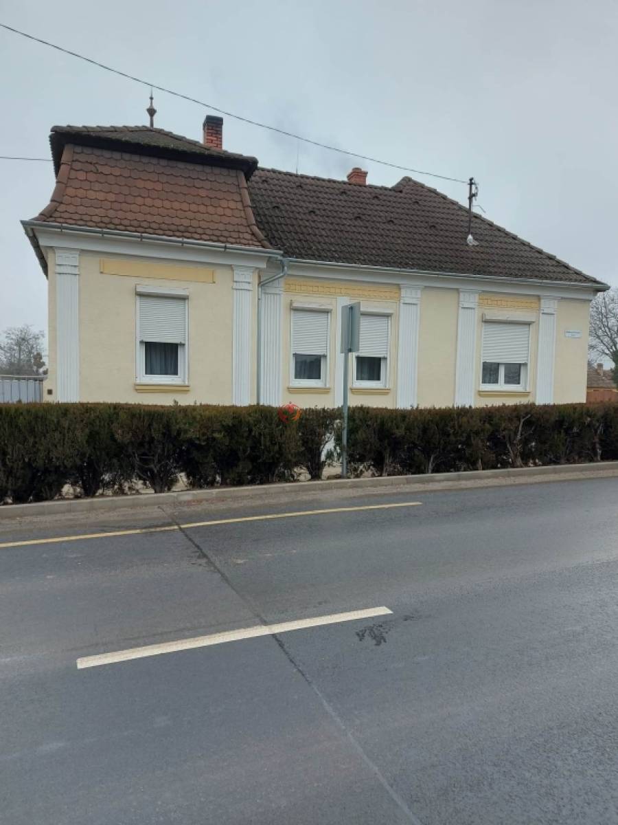 eladó ikerház, Csepreg