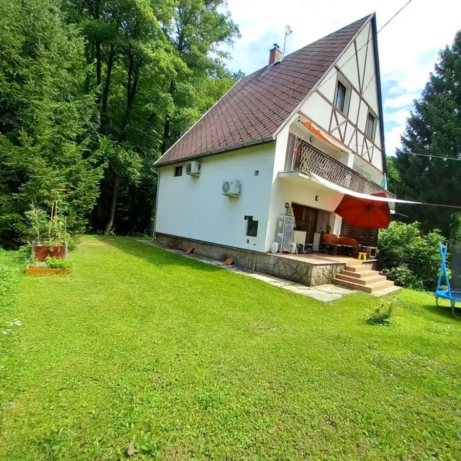 eladó ikerház, Kismaros