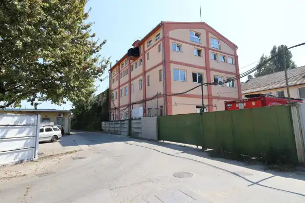 Eladó ipari ingatlan, Budapest, XXI. kerület 16 szoba 866 m² 187 M Ft
