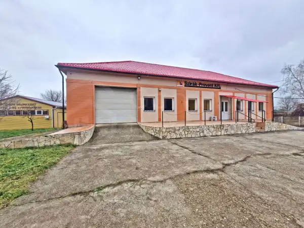 Eladó ipari ingatlan, Kurityán 4680 m² 120 M Ft