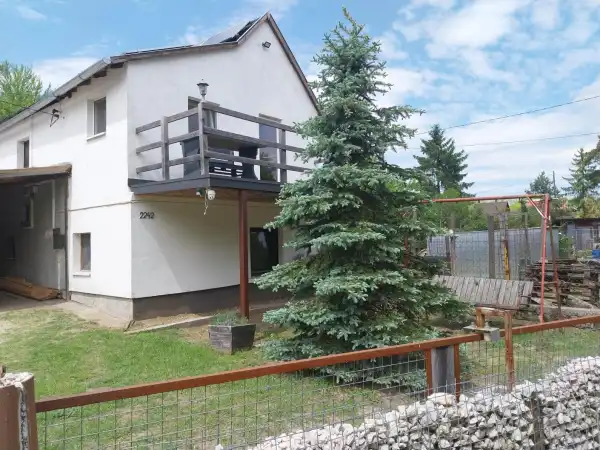 Eladó nyaraló, Császár 2+1 szoba 91 m² 35.9 M Ft