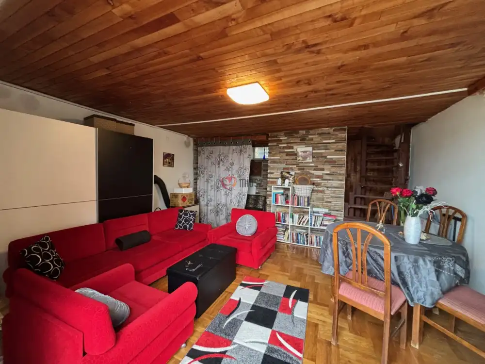 Komárom-Esztergom megye - Dunaalmás