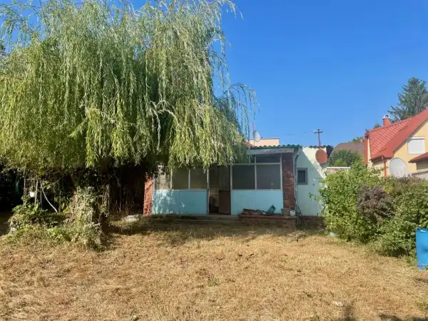Eladó nyaraló, Gárdony 1+1 szoba 31 m² 35 M Ft