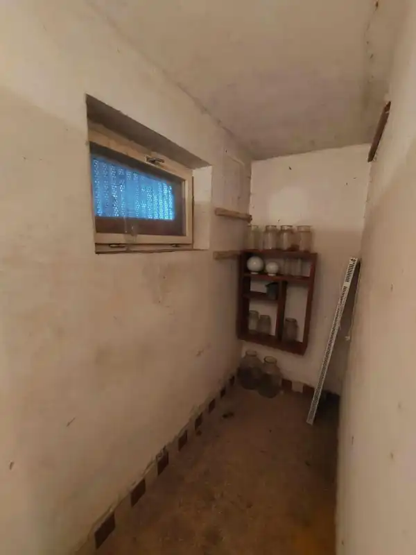 Eladó nyaraló, Tatabánya 1+1 szoba 50 m² 19.6 M Ft