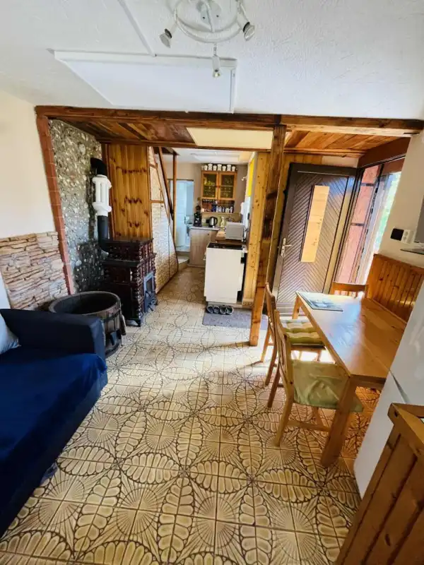 Eladó nyaraló, Tatabánya 2 szoba 56 m² 38.5 M Ft