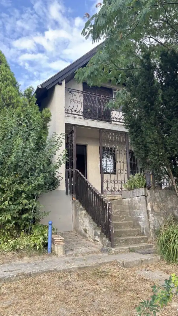 Eladó nyaraló, Tatabánya 2 szoba 50 m² 22 M Ft