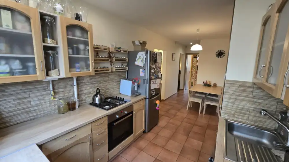 Budapest, III. kerület - Békásmegyeri ltp. Hegy felől