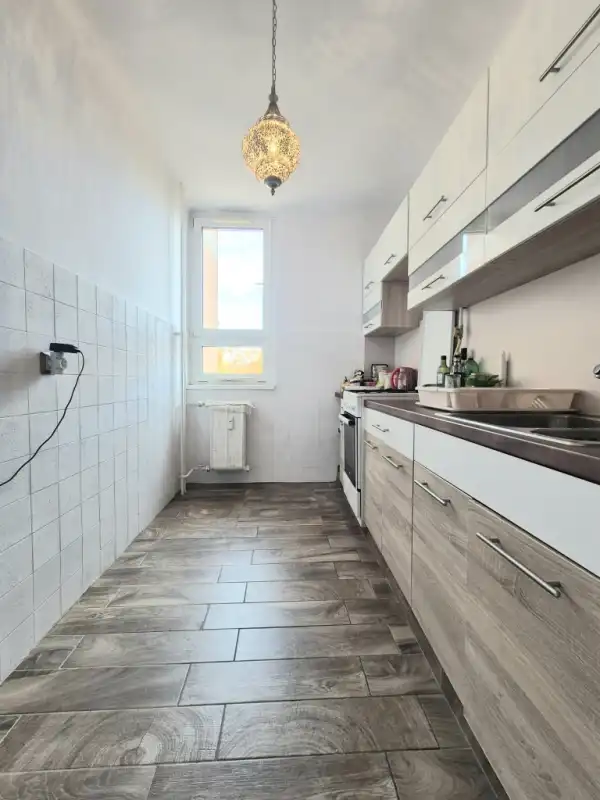 Eladó panellakás, Budapest, X. kerület 2 szoba 56 m² 65 M Ft