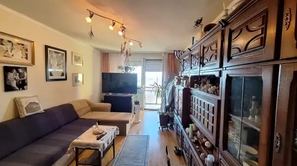 Eladó panellakás, Budapest, XV. kerület 3 szoba 70 m² 69.9 M Ft