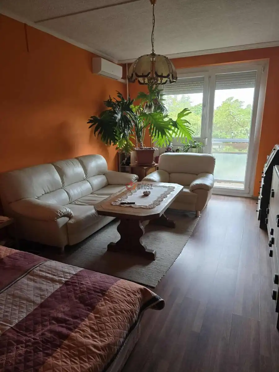 eladó panellakás, Budapest, XV. kerület