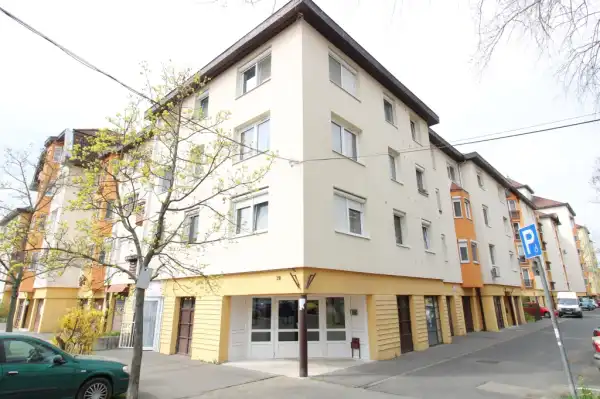 Eladó panellakás, Budapest, XVIII. kerület 2+1 szoba 66 m² 50.9 M Ft