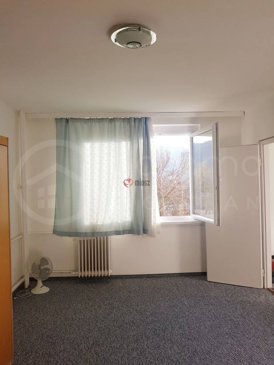 eladó panellakás, Miskolc
