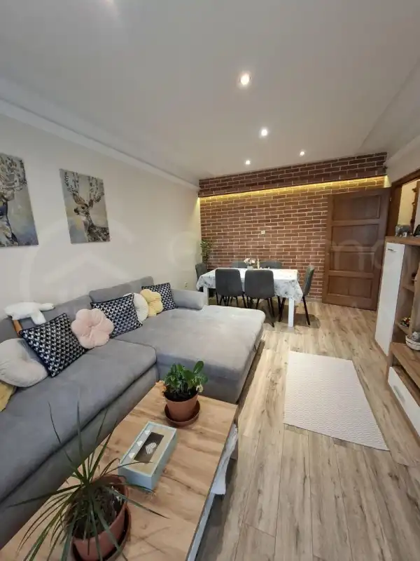 Eladó panellakás, Miskolc 2+1 szoba 64 m² 37.95 M Ft