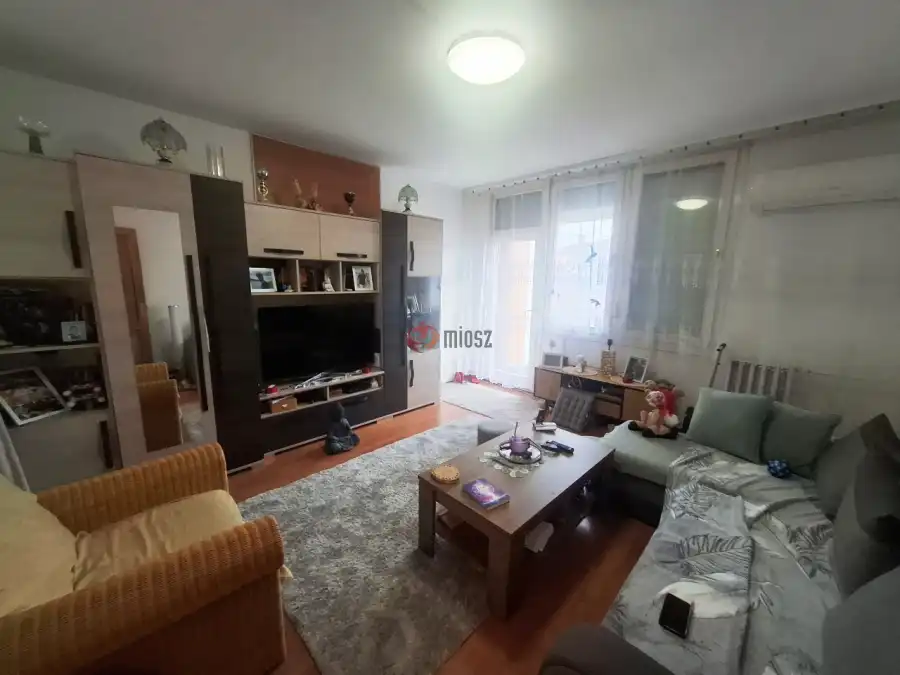 eladó panellakás, Szigetszentmiklós