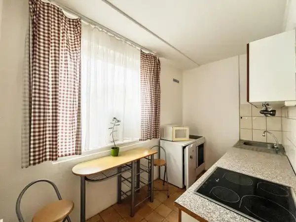 Eladó panellakás, Tatabánya 2 szoba 53 m² 41.5 M Ft