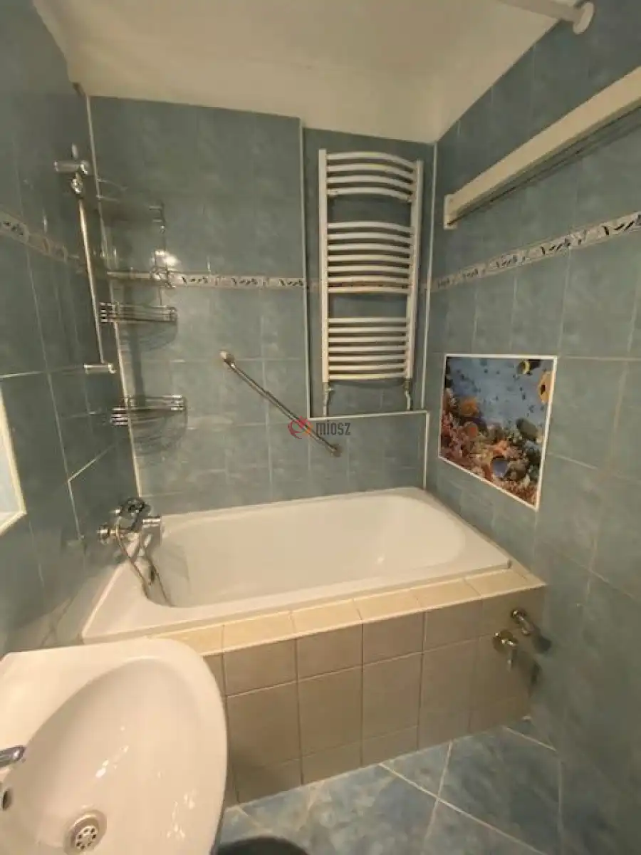 eladó panellakás, Tatabánya