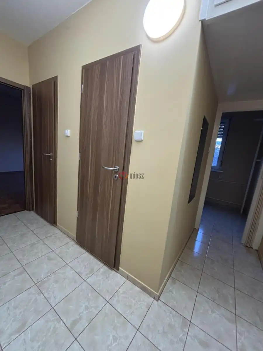 eladó panellakás, Tatabánya