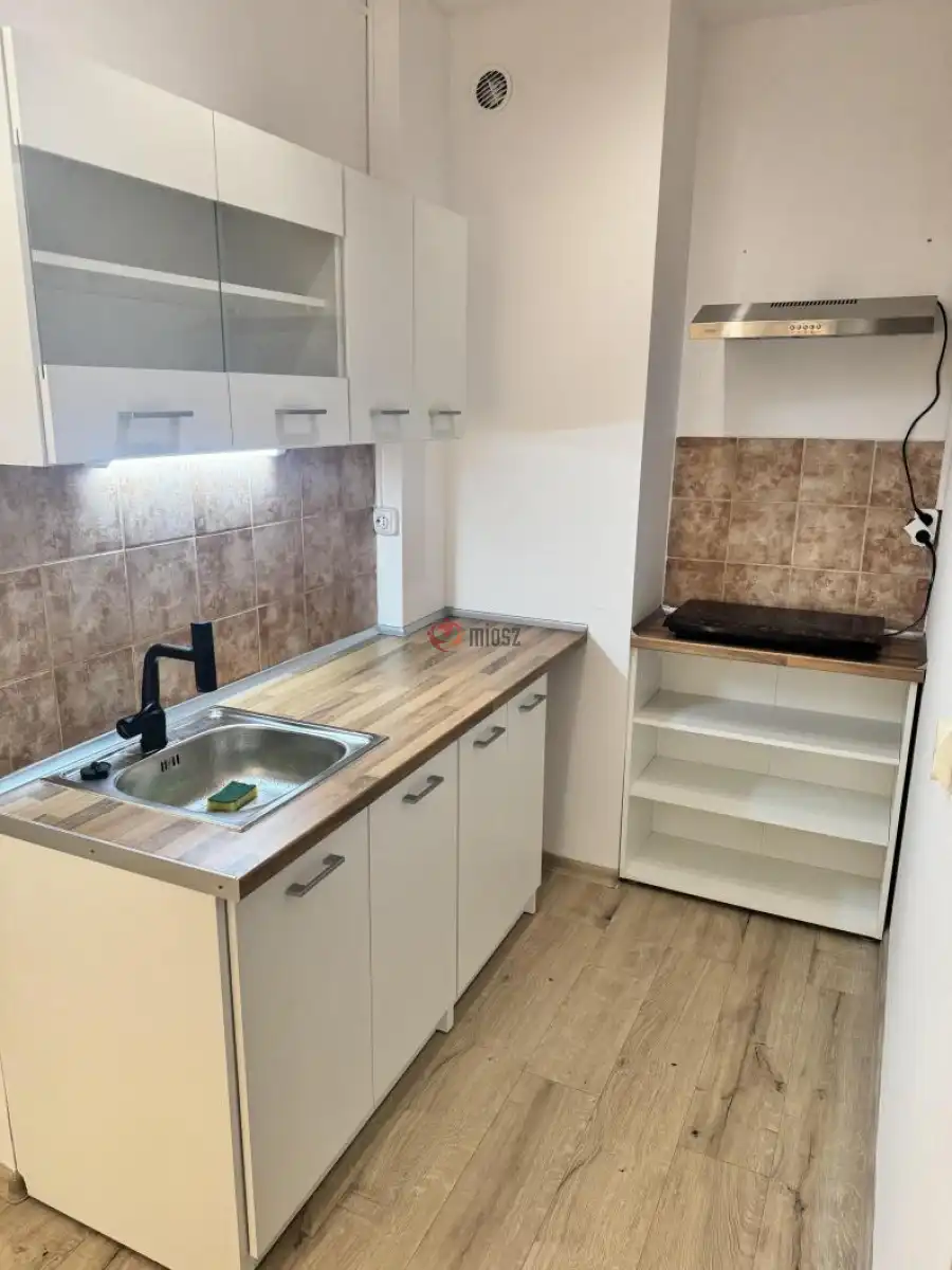 eladó panellakás, Tatabánya