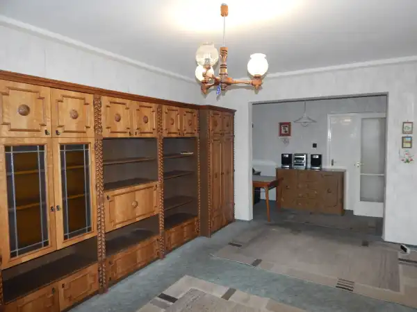 Eladó panellakás, Tatabánya 2 szoba 53 m² 39 M Ft