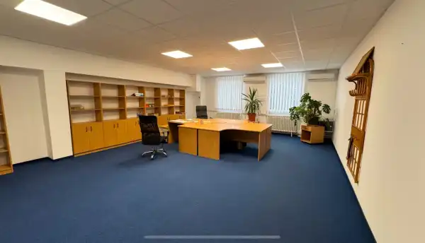 Eladó raktár, Törökbálint 1700 m² 427 M Ft