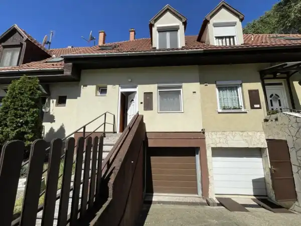 Eladó sorház, Budapest, XVIII. kerület 2+2 szoba 135 m² 89.9 M Ft