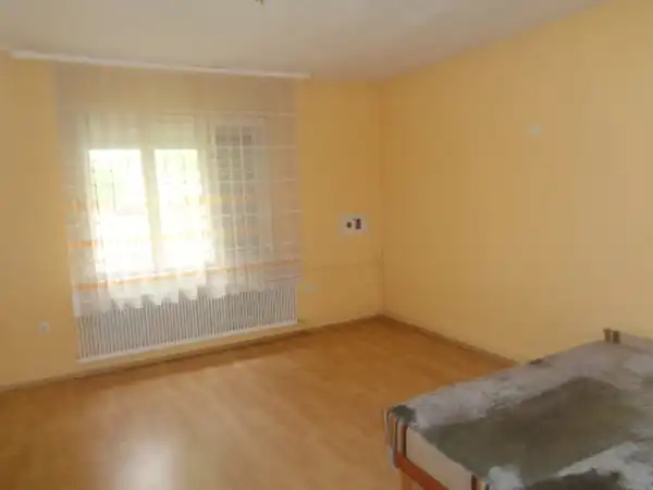 Eladó sorház, Körmend 1 szoba 33 m² 27.9 M Ft