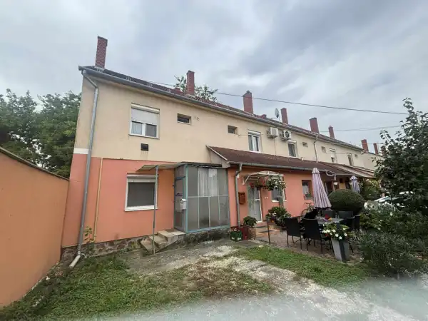 Eladó sorház, Sárvár 3 szoba 72 m² 44.9 M Ft