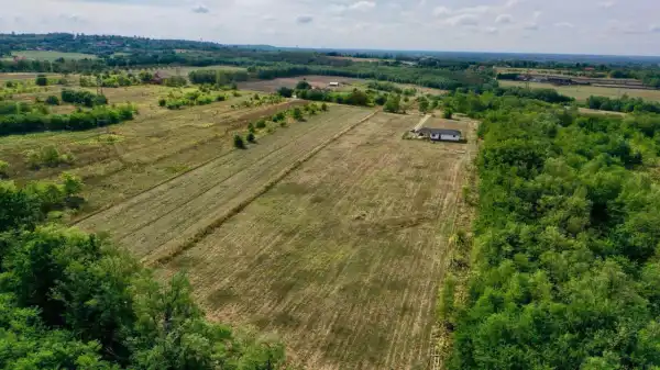 Eladó Szántó, Csömör 25616 m² 159 M Ft Eladó Szántó, Csömör 25616 m² 159 M Ft