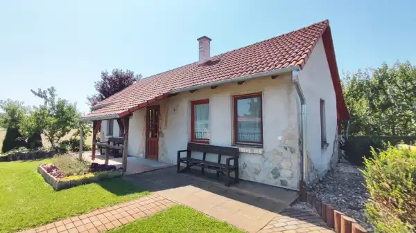 Eladó tanya, Dusnok 2 szoba 53 m² 45 M Ft