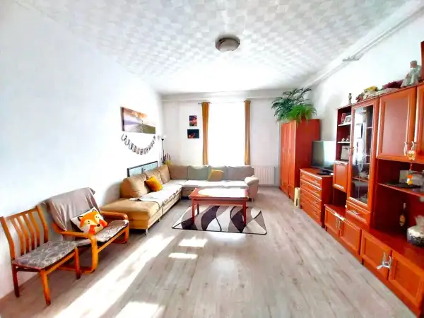 Eladó téglalakás, Ács 3 szoba 107 m² 39.9 M Ft