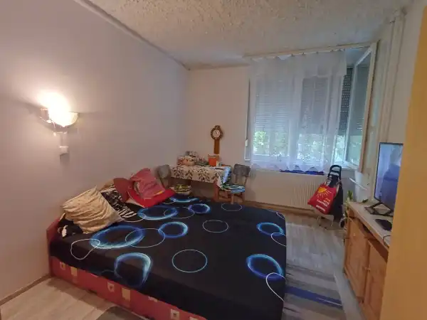 Eladó téglalakás, Baja 1 szoba 18 m² 19.5 M Ft