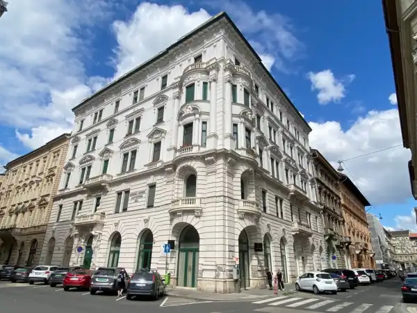 Eladó téglalakás, Budapest, V. kerület 2 szoba 55 m² 82.8 M Ft