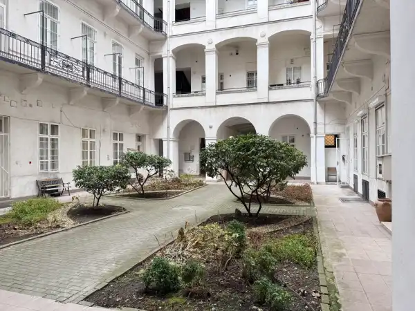Eladó téglalakás, Budapest, V. kerület 2 szoba 83 m² 209 M Ft