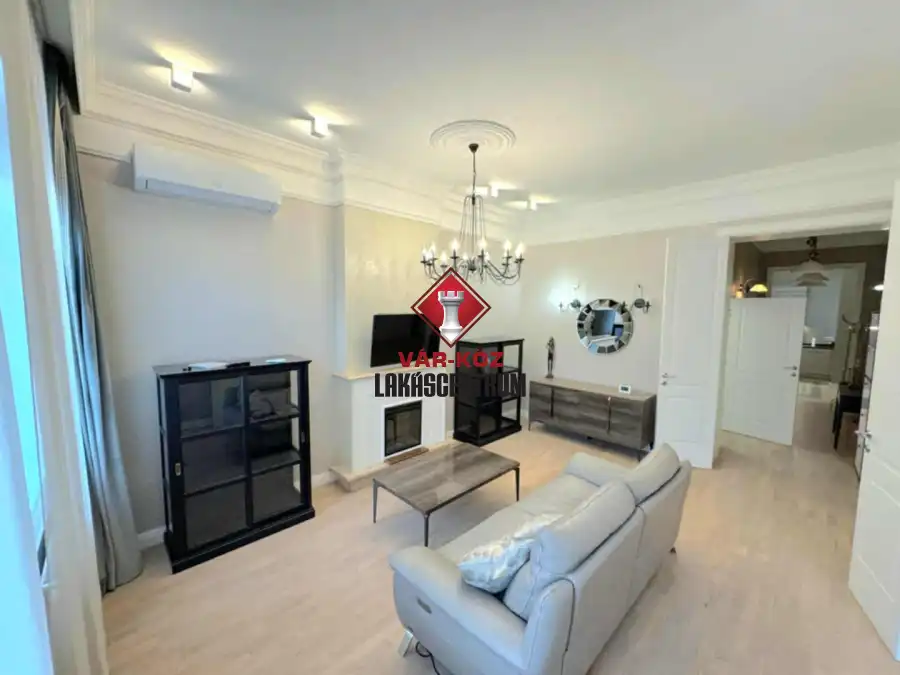 eladó téglalakás, Budapest, V. kerület