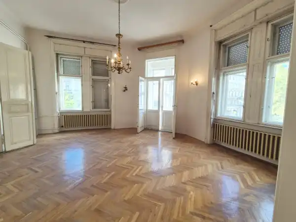 Eladó téglalakás, Budapest, VII. kerület 2 szoba 82 m² 109.9 M Ft