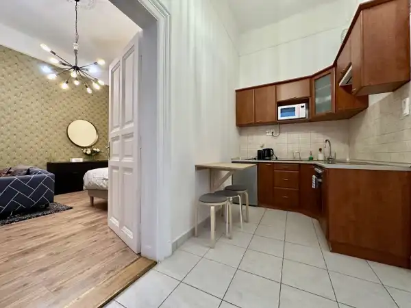 Eladó téglalakás, Budapest, VII. kerület 1 szoba 33 m² 52.9 M Ft