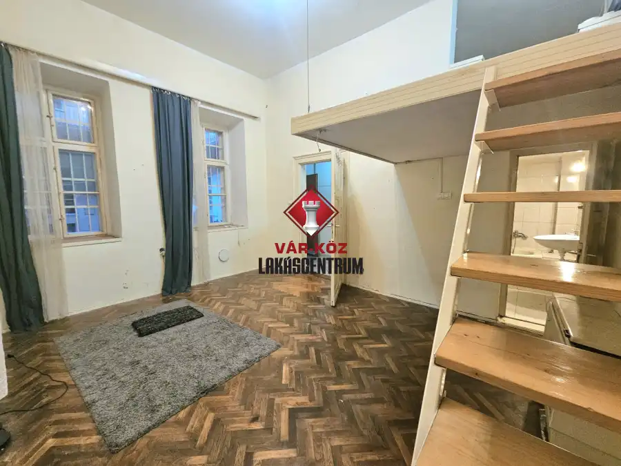 eladó téglalakás, Budapest, VIII. kerület
