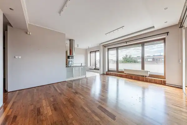 Eladó téglalakás, Budapest, XI. kerület 5 szoba 143 m² 225.9 M Ft Eladó téglalakás, Budapest, XI. kerület 5 szoba 143 m² 225.9 M Ft