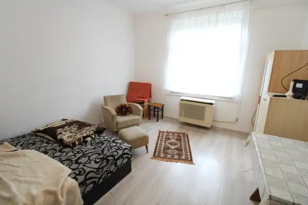 Eladó téglalakás, Budapest, XV. kerület 1+1 szoba 36 m² 40.9 M Ft