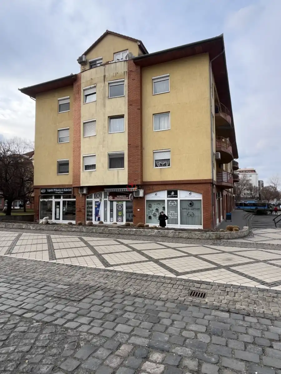 eladó téglalakás, Budapest, XX. kerület