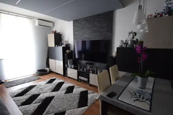 Eladó téglalakás, Budapest, XXI. kerület 2 szoba 55 m² 57.99 M Ft