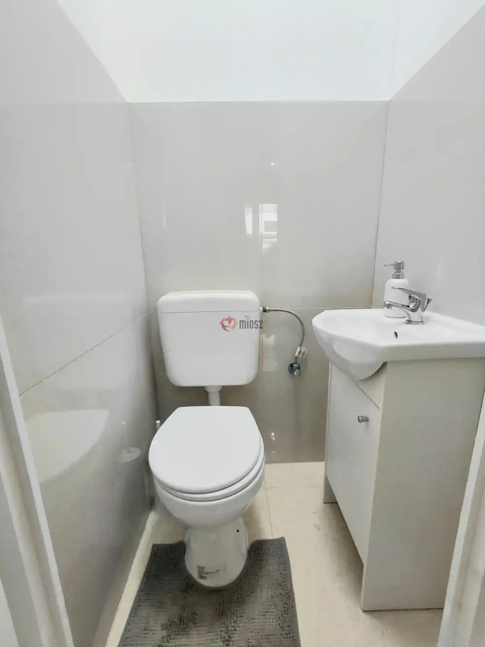 Komárom-Esztergom megye - Dunaalmás