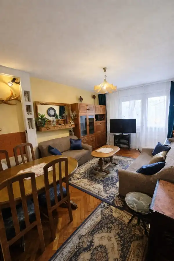 Eladó téglalakás, Dunaújváros 1+2 szoba 58 m² 35 M Ft