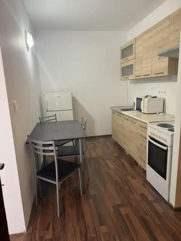 Eladó téglalakás, Komárom 2 szoba 43 m² 44.4 M Ft Eladó téglalakás, Komárom 2 szoba 43 m² 44.4 M Ft